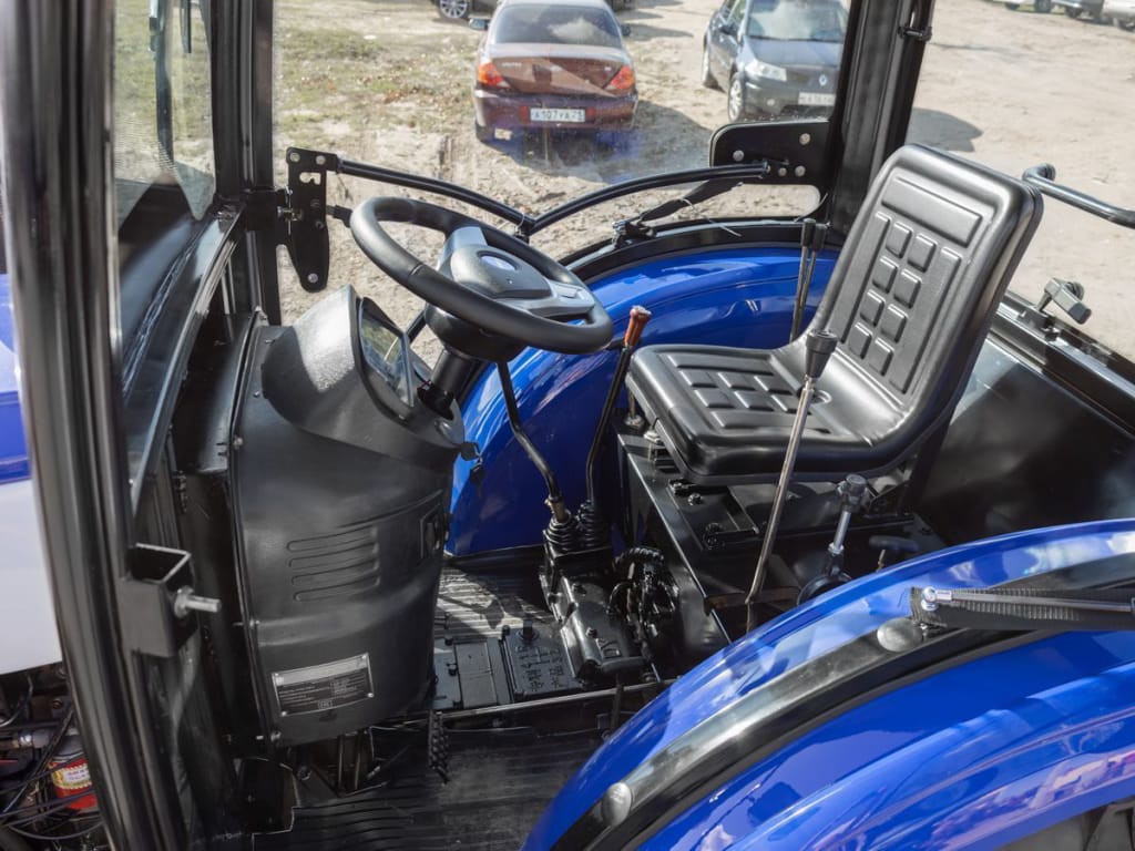 Traktor Rusich Te 504 S Kabinoj (3) 86982