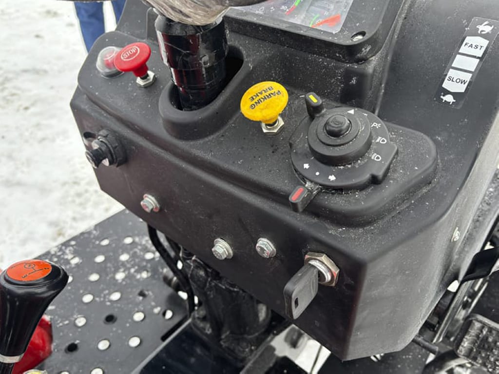 Дизельный минитрактор Mitsubishi VST MT180D